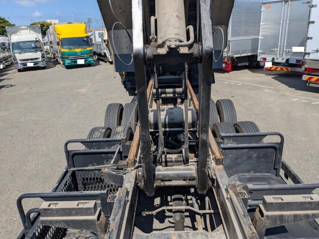 MITSUBISHI FUSOU SUPER GREAT 2015 Image 31