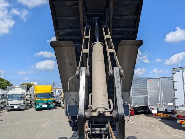 MITSUBISHI FUSOU SUPER GREAT 2015 Image 31