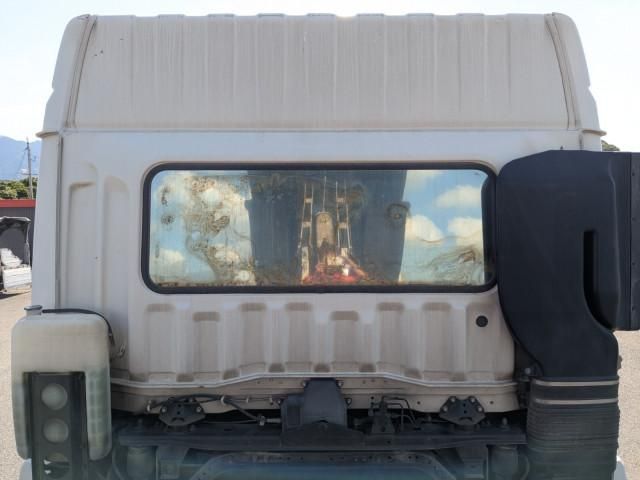 MITSUBISHI FUSOU SUPER GREAT 2015 Image 31