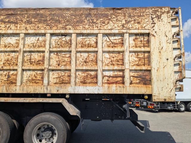 MITSUBISHI FUSOU SUPER GREAT 2015 Image 31