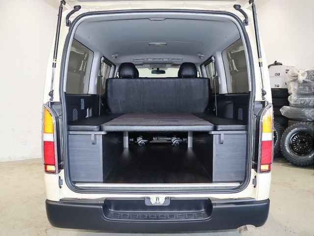 TOYOTA HIACE VAN 2WD 2017 Image 31