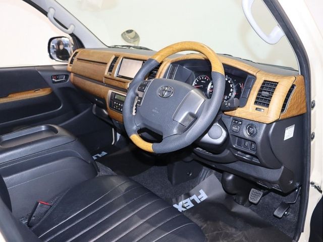 TOYOTA HIACE VAN 2WD 2017 Image 31