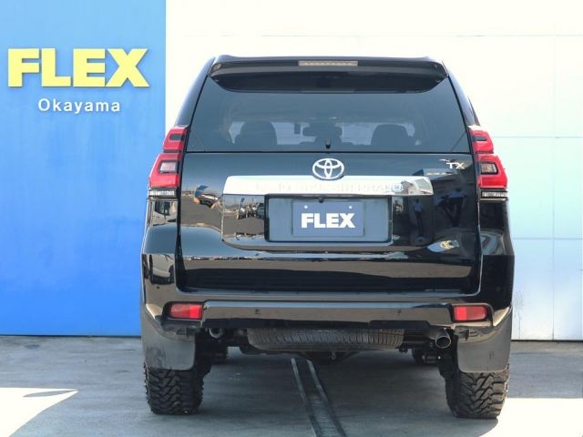 TOYOTA LANDCRUISER PRADO 2019 Image 31