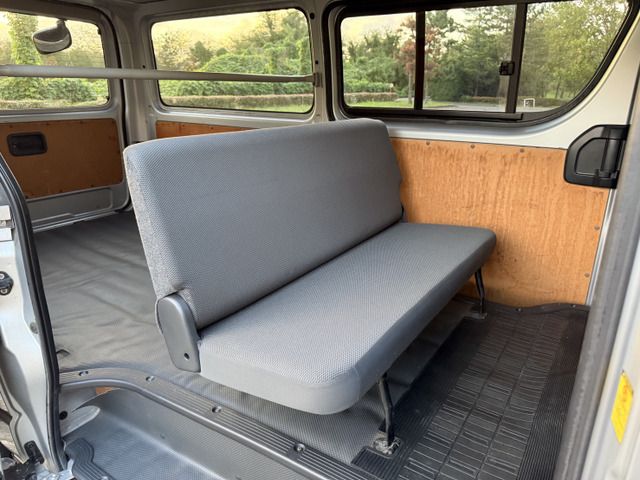 TOYOTA HIACE VAN 4WD 2012 Image 31