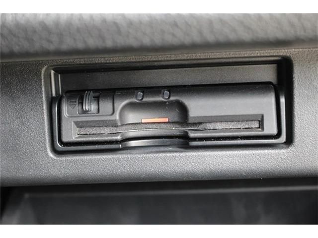 NISSAN ELGRAND 2014 Image 31