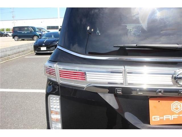 NISSAN ELGRAND 2014 Image 31