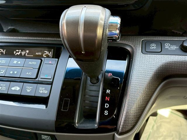 HONDA STEPWAGON 4WD 2019 Image 31