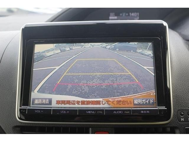 TOYOTA VOXY 2014 Image 31