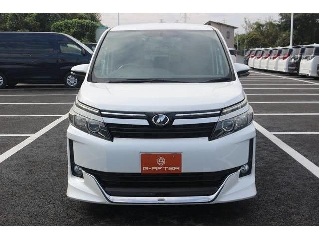TOYOTA VOXY 2014 Image 31
