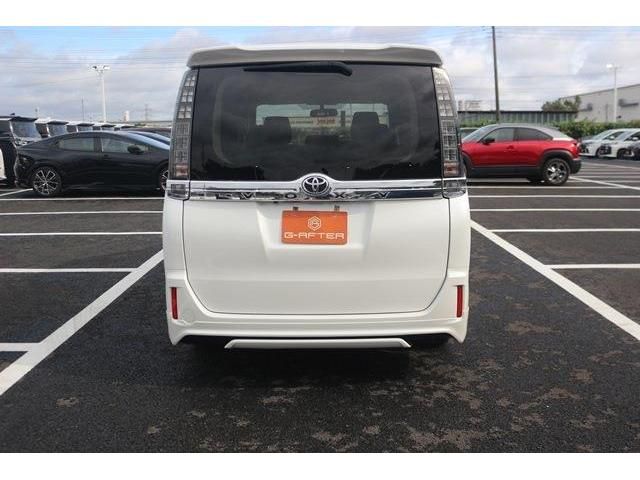 TOYOTA VOXY 2014 Image 31