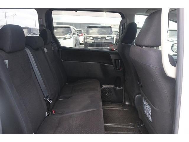 TOYOTA VOXY 2014 Image 31