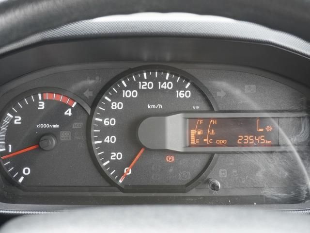 HINO DUTRO 2017 Image 31