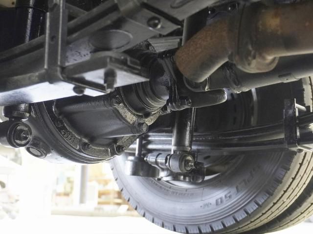 HINO DUTRO 2017 Image 31