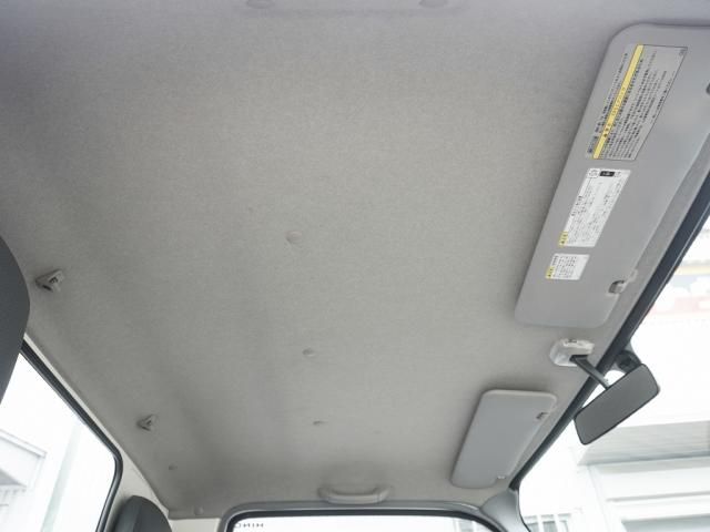 HINO DUTRO 2017 Image 31