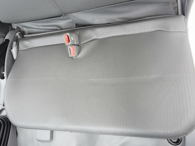 HINO DUTRO 2017 Image 31