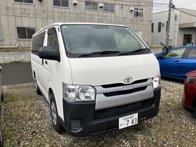 TOYOTA HIACE VAN 4WD 2019 Image 31