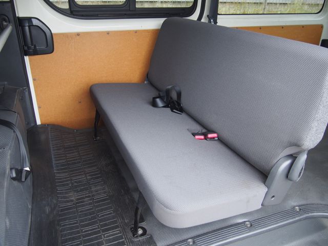 TOYOTA HIACE VAN 4WD 2019 Image 31