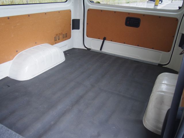 TOYOTA HIACE VAN 4WD 2019 Image 31