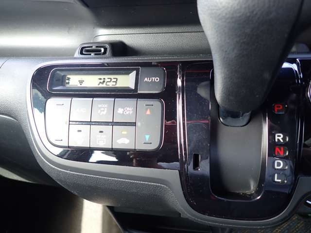 HONDA N BOX SLASH 2016 Image 31