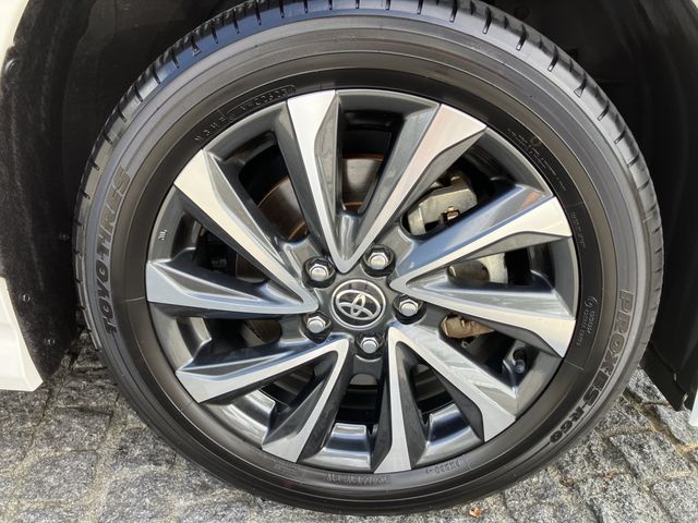 TOYOTA VOXY HYBRID 2023 Image 31