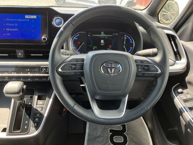 TOYOTA VOXY HYBRID 2023 Image 31