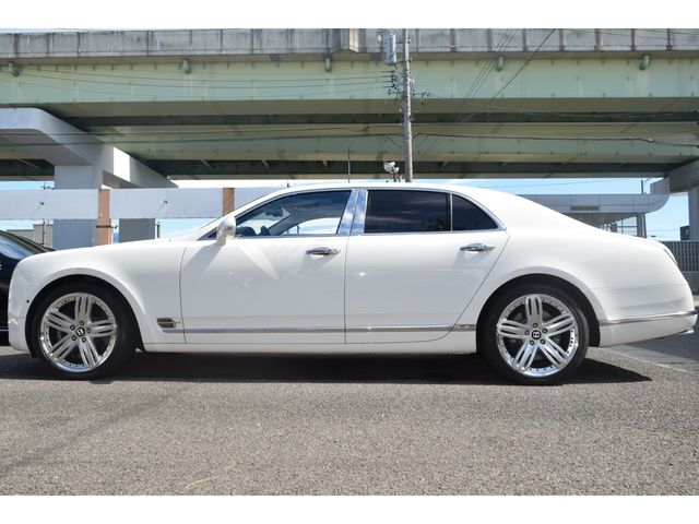 BENTLEY BENTLEY 2015 Image 31