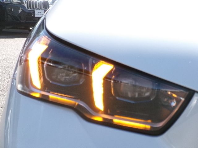 BMW 5SERIES SEDAN 2024 Image 31