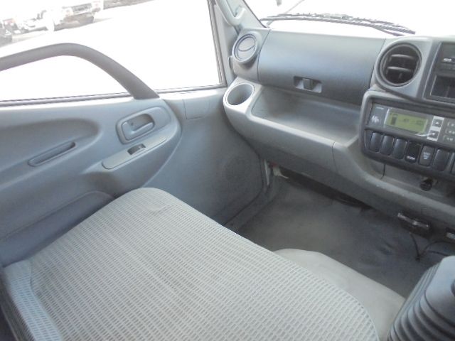 TOYOTA DYNA 2016 Image 31