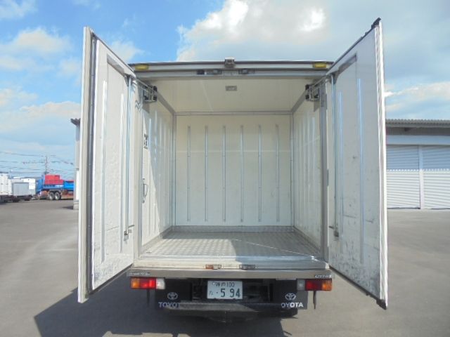 TOYOTA DYNA 2016 Image 31
