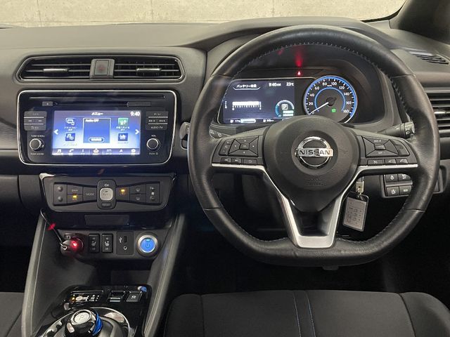 NISSAN LEAF 2019 Image 31