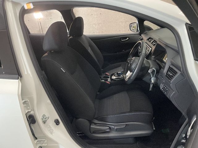 NISSAN LEAF 2019 Image 31