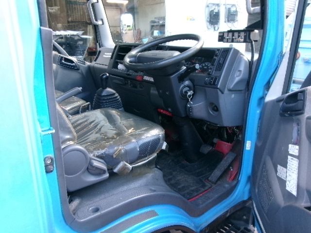 ISUZU ELF 2010 Image 31