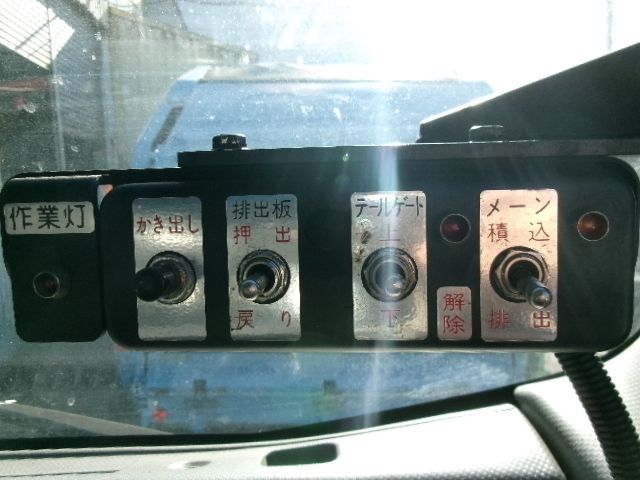 ISUZU ELF 2010 Image 31