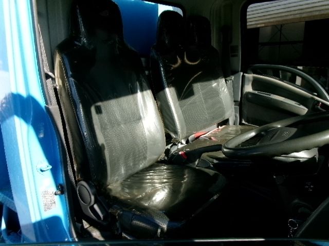 ISUZU ELF 2010 Image 31