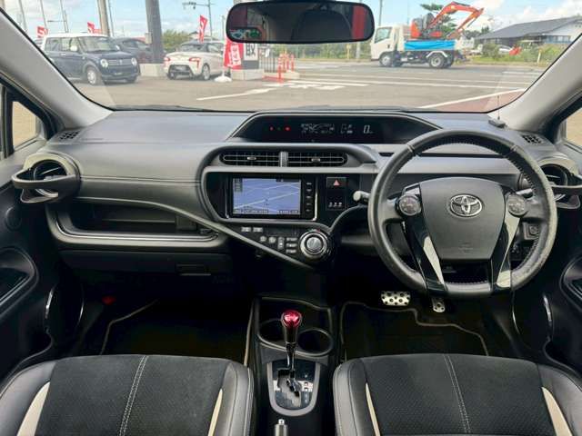 TOYOTA AQUA 2015 Image 31