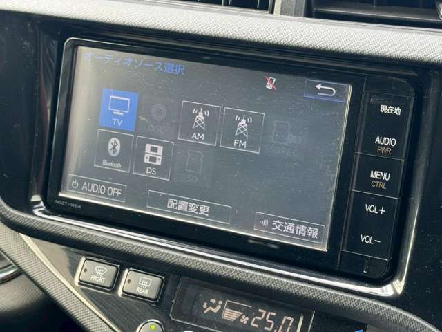 TOYOTA AQUA 2015 Image 31