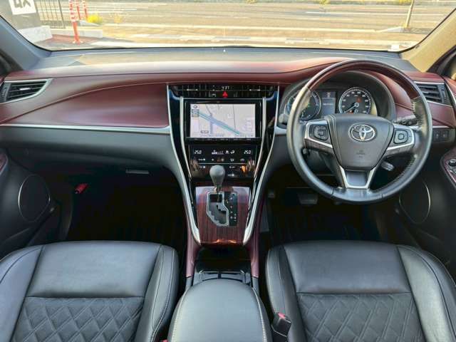 TOYOTA HARRIER HYBRID 2014 Image 31