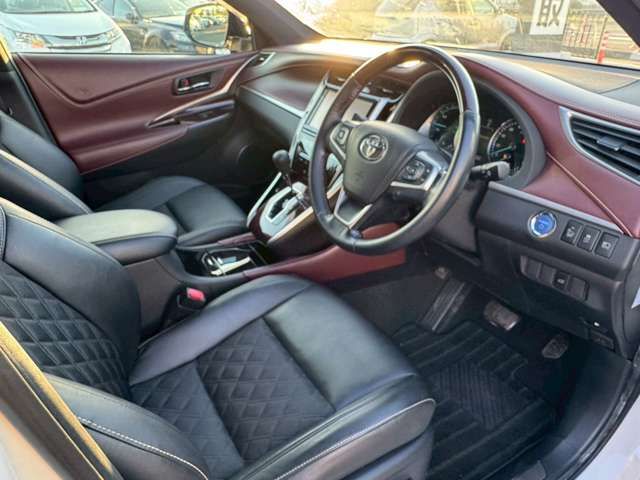 TOYOTA HARRIER HYBRID 2014 Image 31