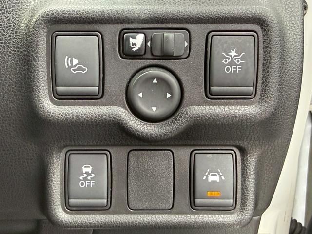 NISSAN NOTE 2017 Image 31