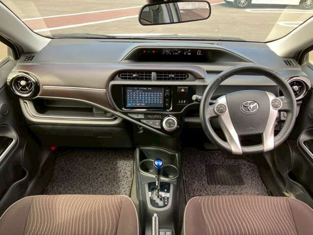 TOYOTA AQUA 2016 Image 31