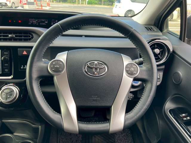 TOYOTA AQUA 2016 Image 31