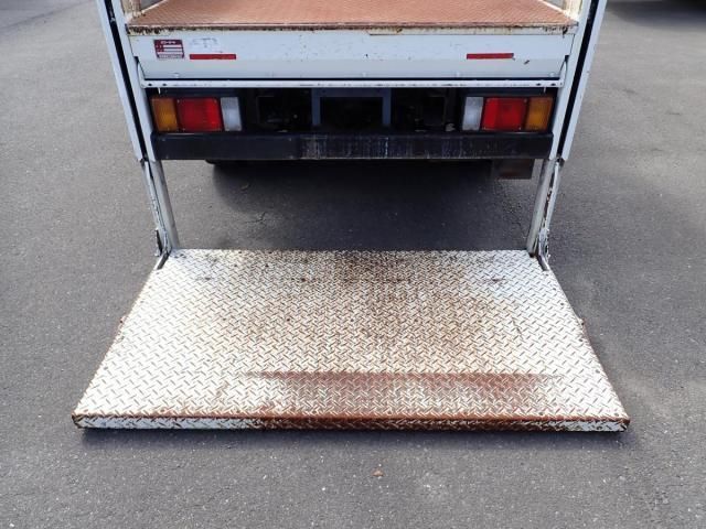 ISUZU ELF 2017 Image 31