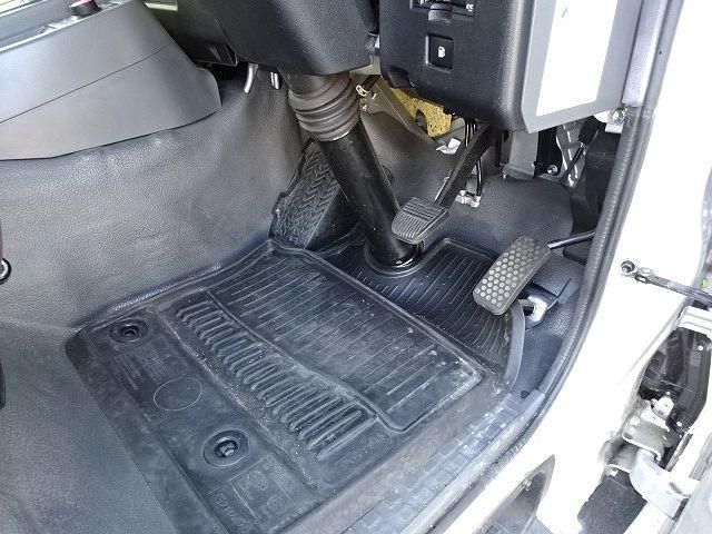 TOYOTA COASTER 2023 Image 31