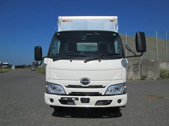 HINO DUTRO 2022 Image 31