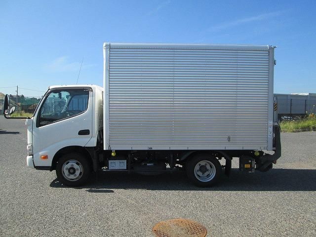 HINO DUTRO 2022 Image 31