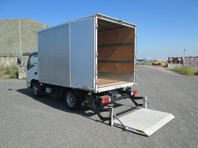 HINO DUTRO 2022 Image 31