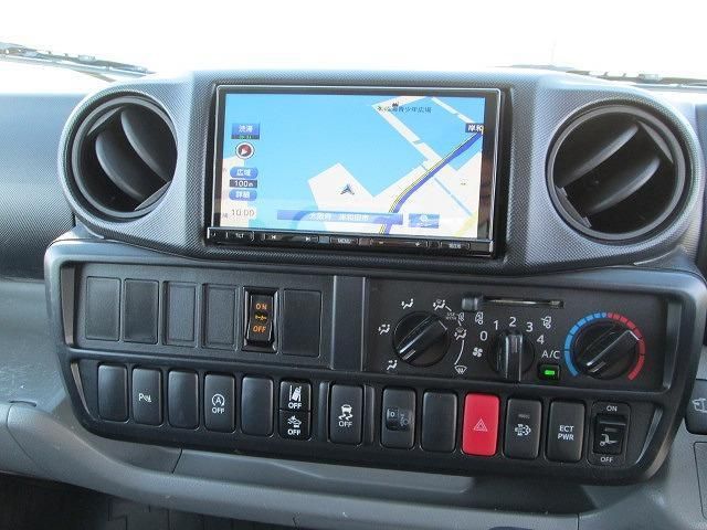 HINO DUTRO 2022 Image 31