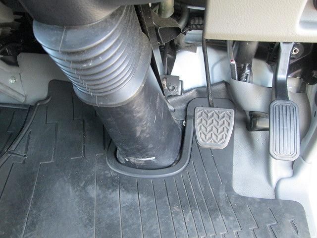 HINO DUTRO 2022 Image 31