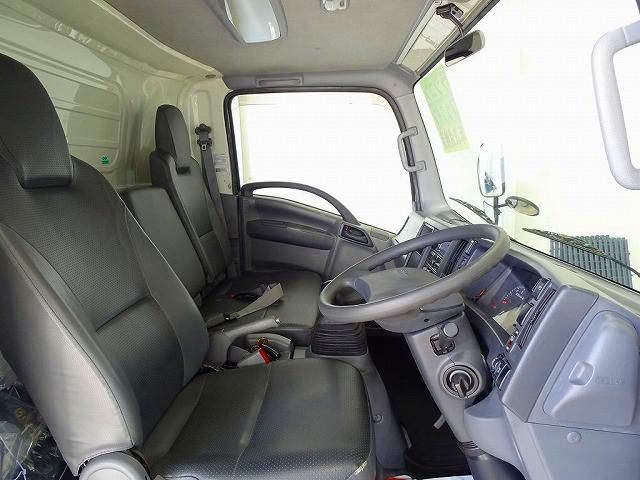 ISUZU ELF 2018 Image 31