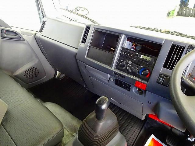 ISUZU ELF 2018 Image 31